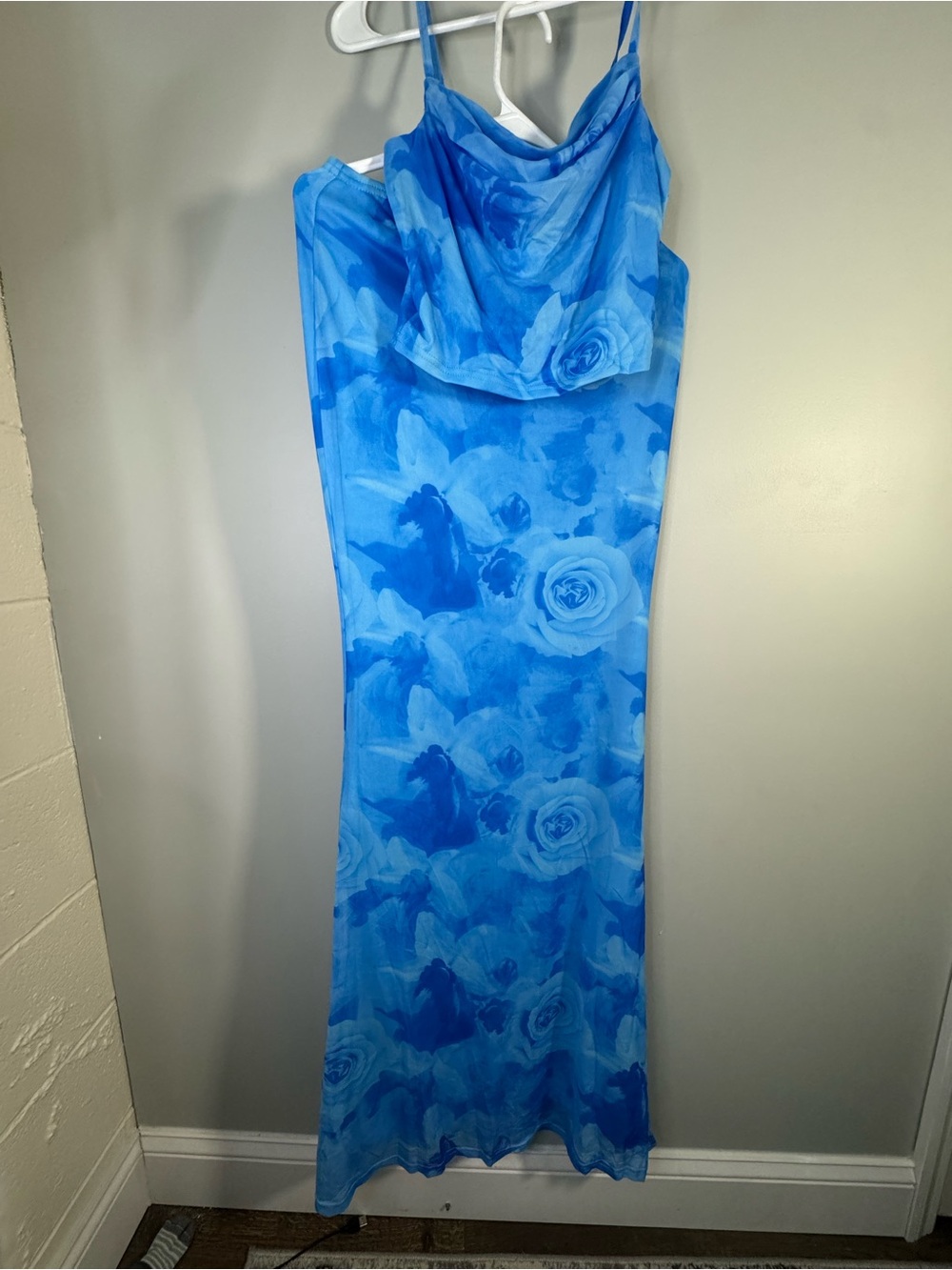 Women’s 2 piece outfit blue floral summer set size medium